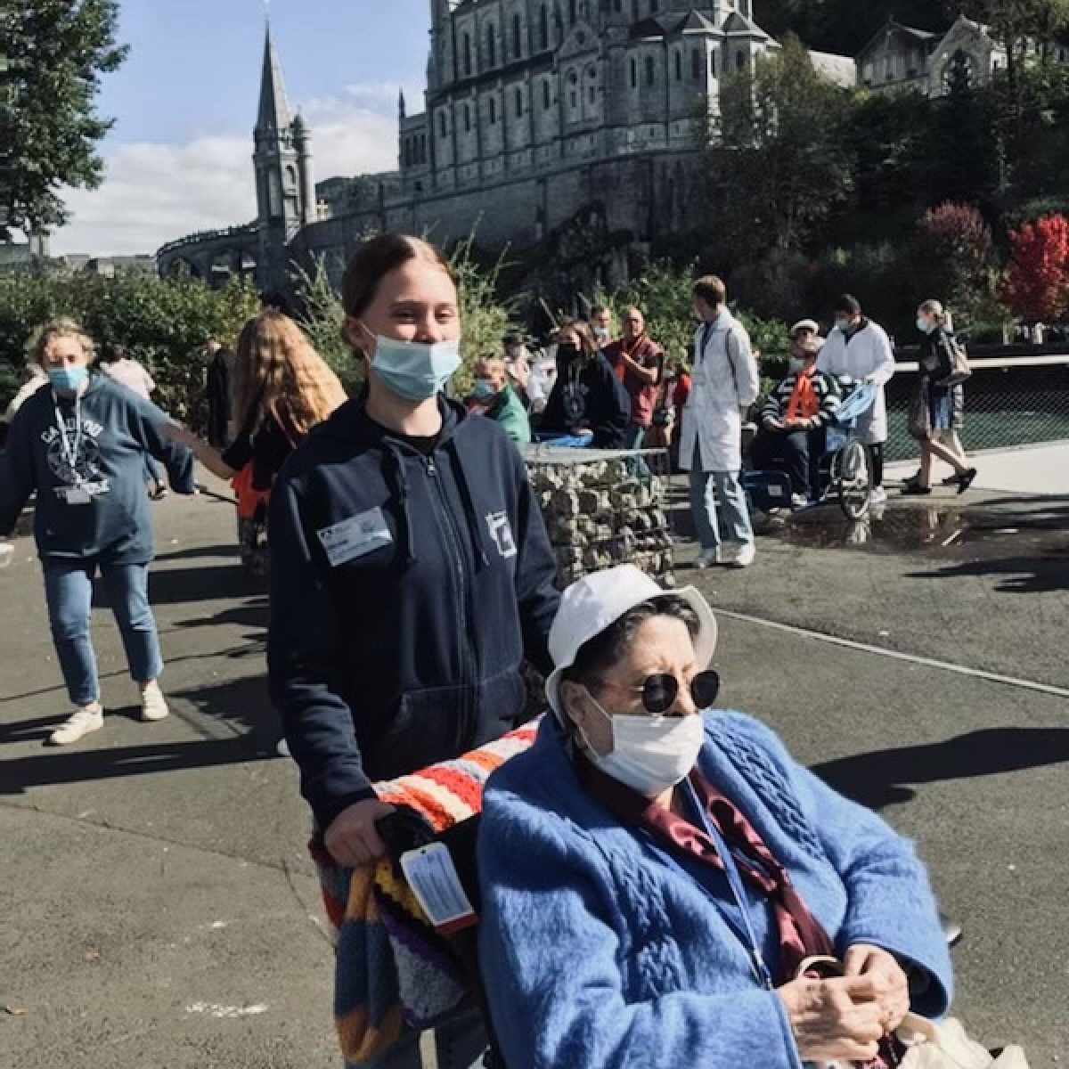 Destination Lourdes, le pèlerinage du Rosaire