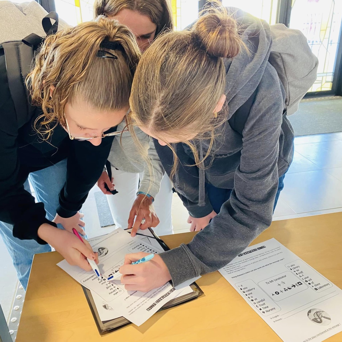 Jeu de piste d’intégration en anglais