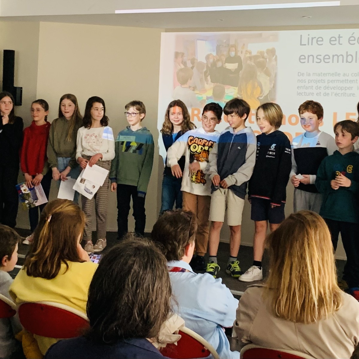 Sortie officielle de l'album 