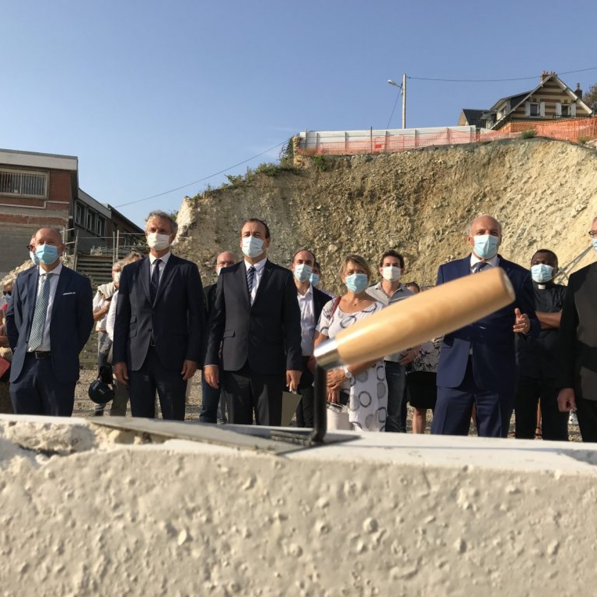 Pose de la première pierre