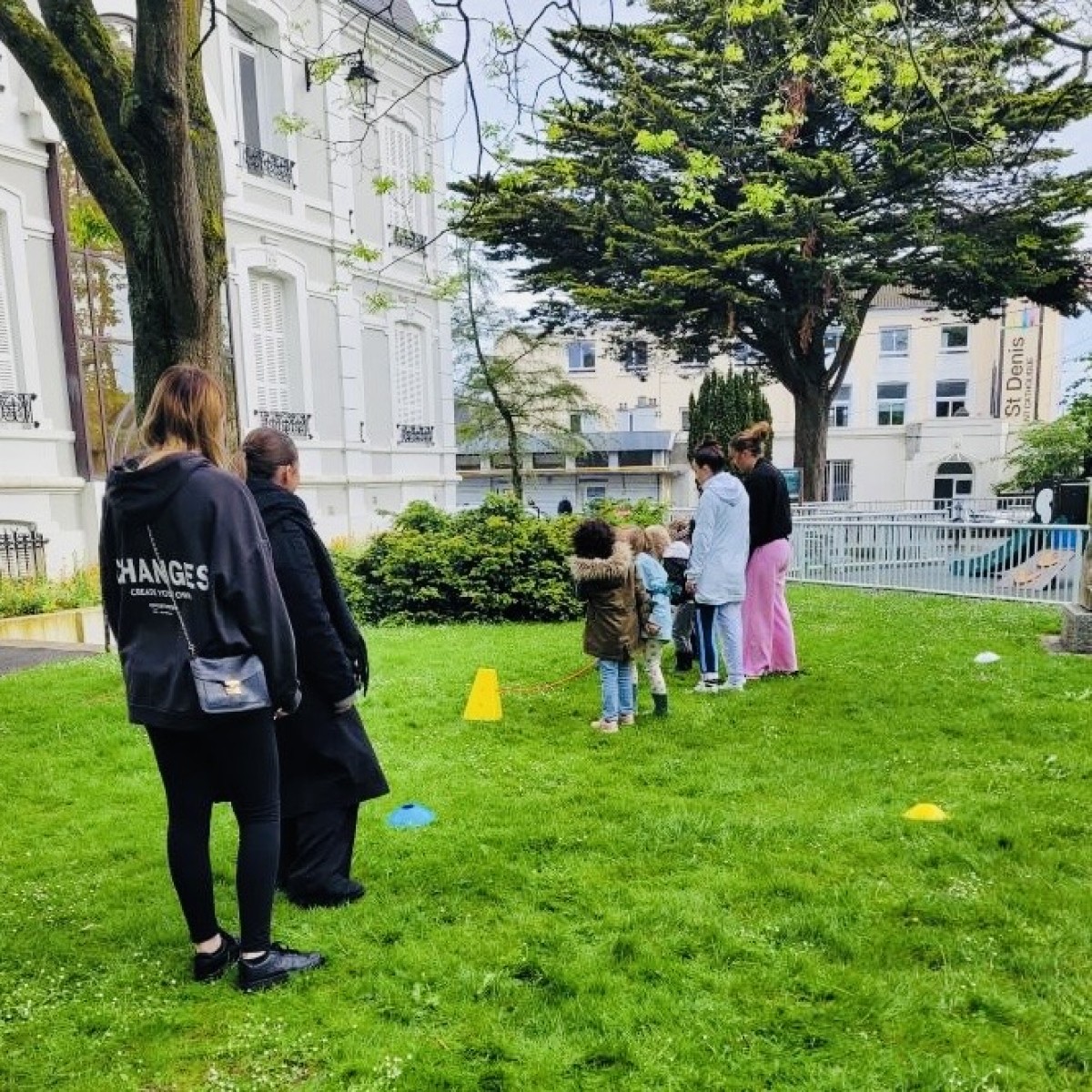 Activités avec les petits de l’école Saint-Denis