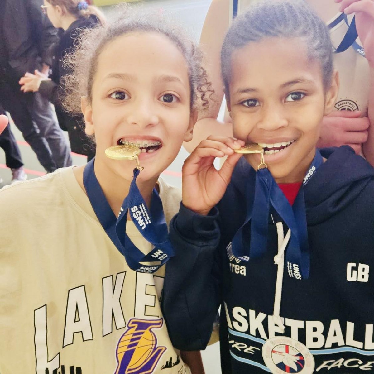 Les Benjamines du Collège triomphent aux Finales Départementales !