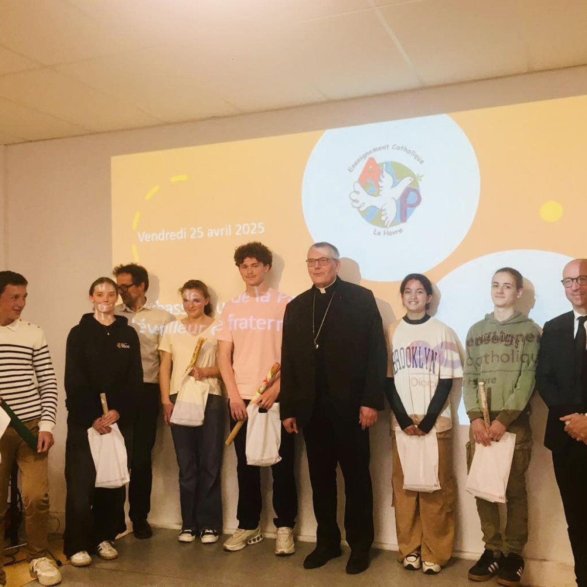 Rassemblement des ambassadeurs de la paix