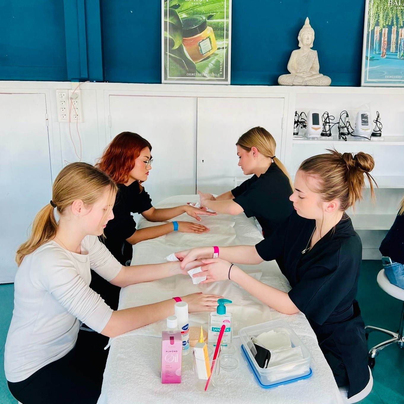 623352384 1053780003849418 3157746484729432352 n